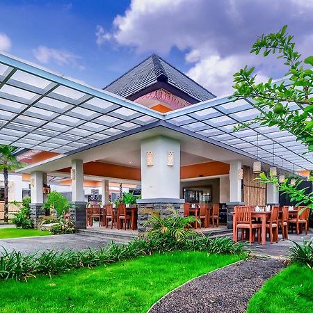 Villa Umah D' Kampoeng Унгасан Экстерьер фото